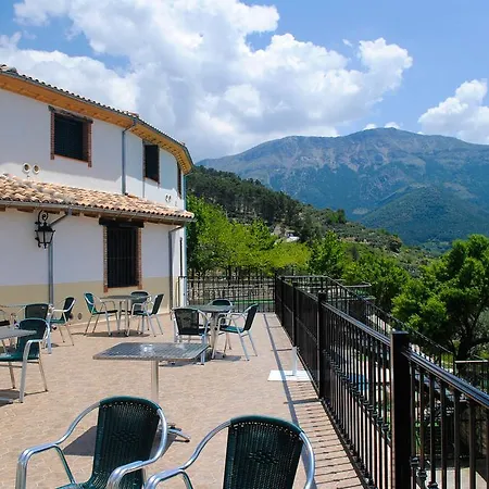 Hotel Magina Plaza 3*